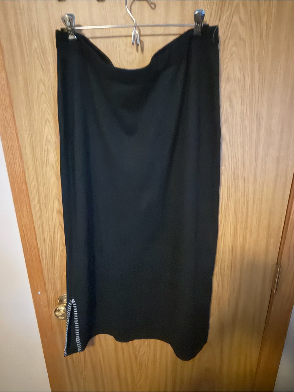Vince Camuto Black Midi Skirt with Side Zip Detail